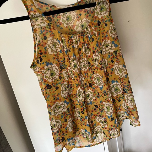Lush Floral Print Tank Top - Picture 6 of 7